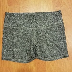 VS PINK - Ultimate Yoga Shorts